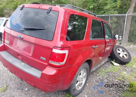 2011 Ford Escape Xlt from USA, damaged, VIN 1FMCU9DG7BKB78939
